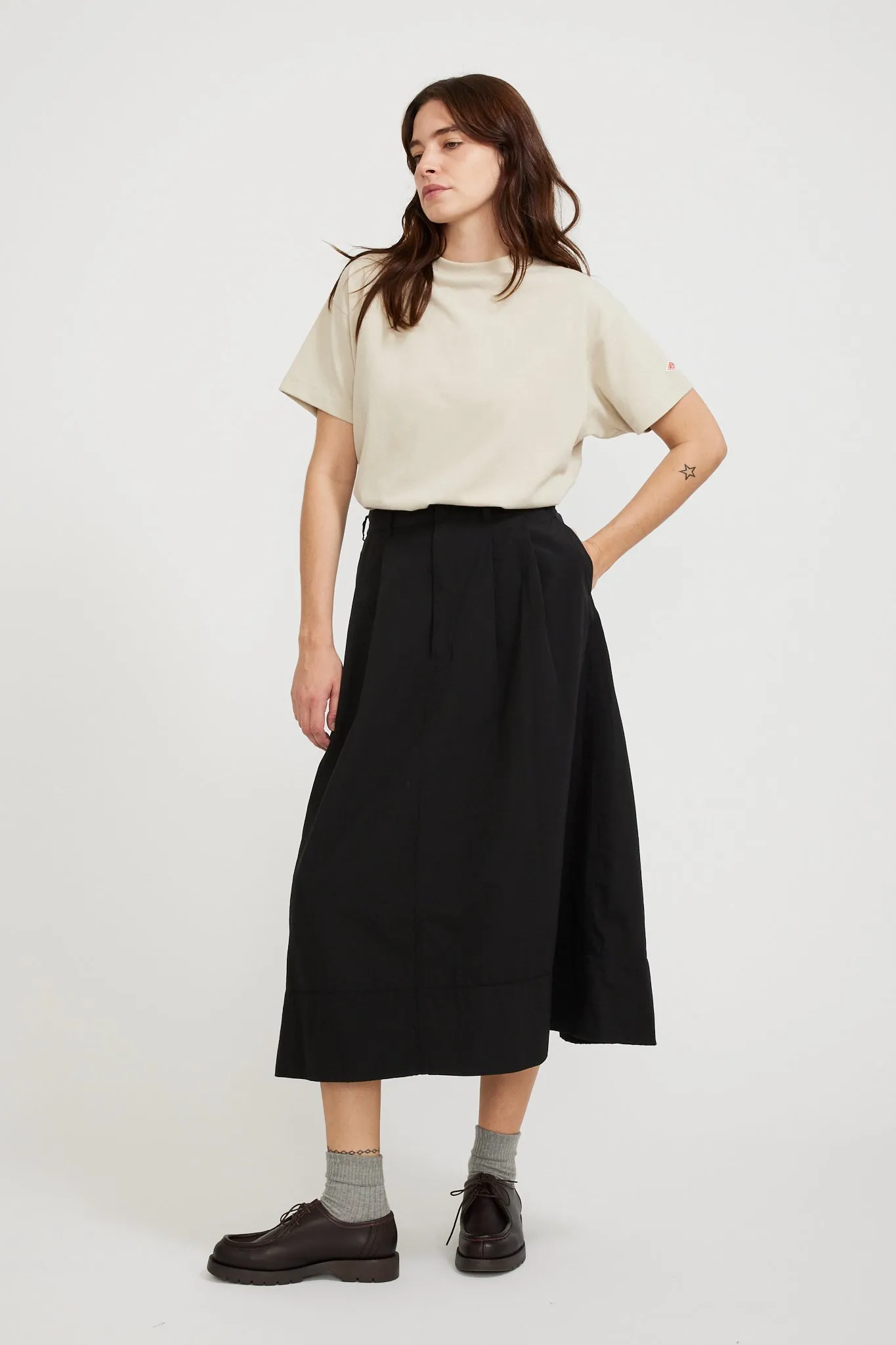 2 Tuck Skirt Black