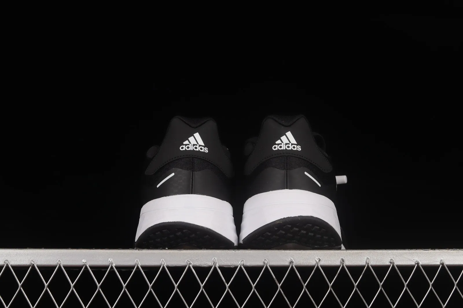 Adidas Originals Speedmotion Core Black Cloud White GX0578