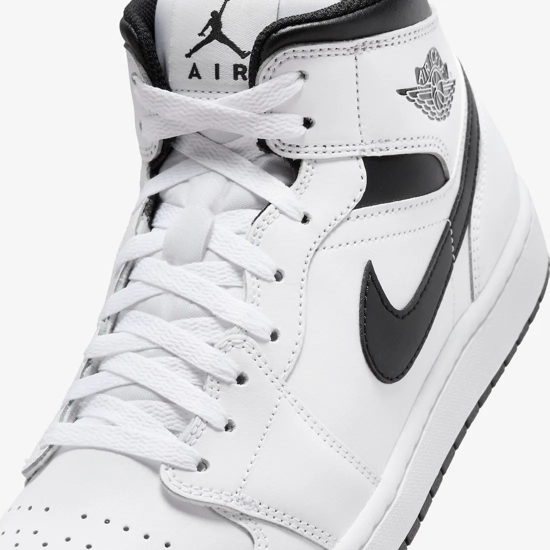 Air Jordan 1 Mid White Black DQ8426-132