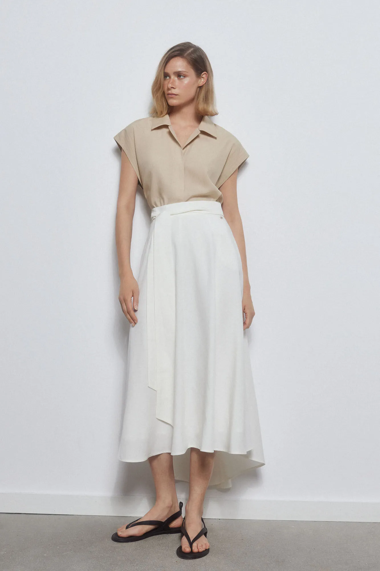 Fluid midi skirt