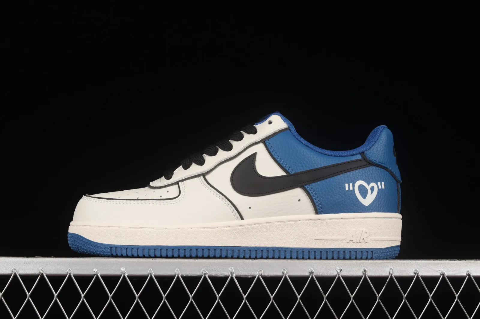 Nike Air Force 1 07 Low Beige Navy Blue Black White AL2236-300