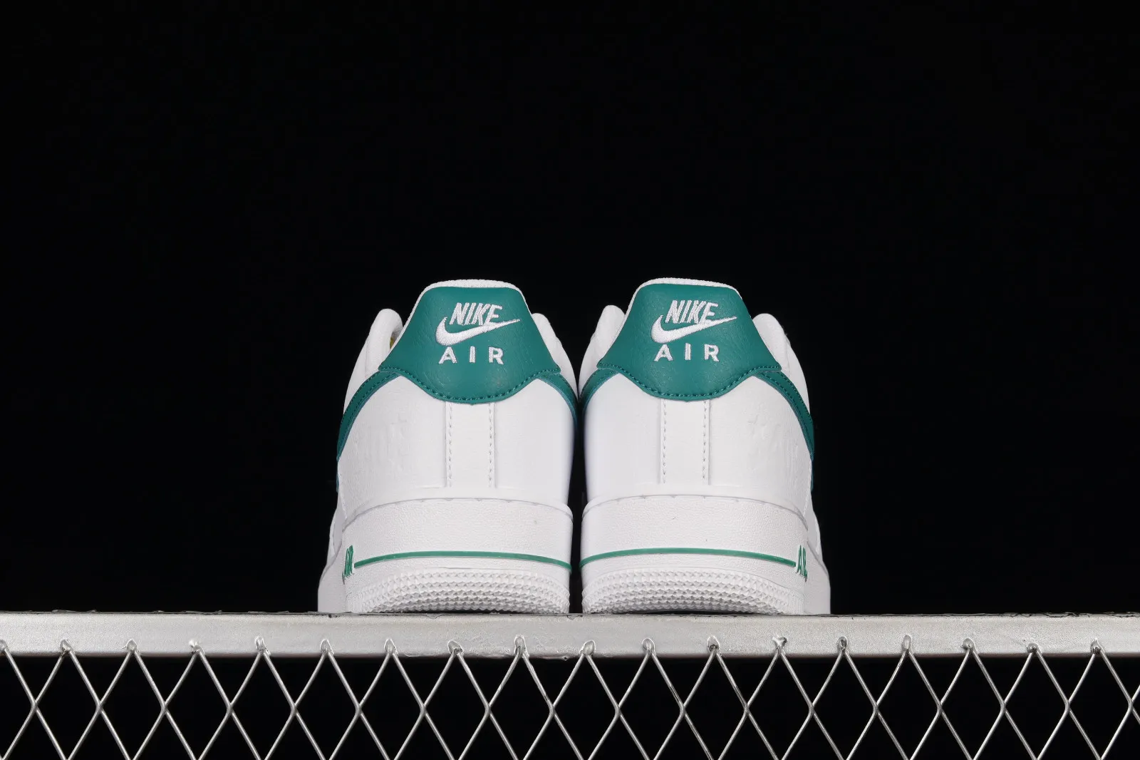 Nike Air Force 1 Low Sail Malachite White Metallic Gold DQ7658-101