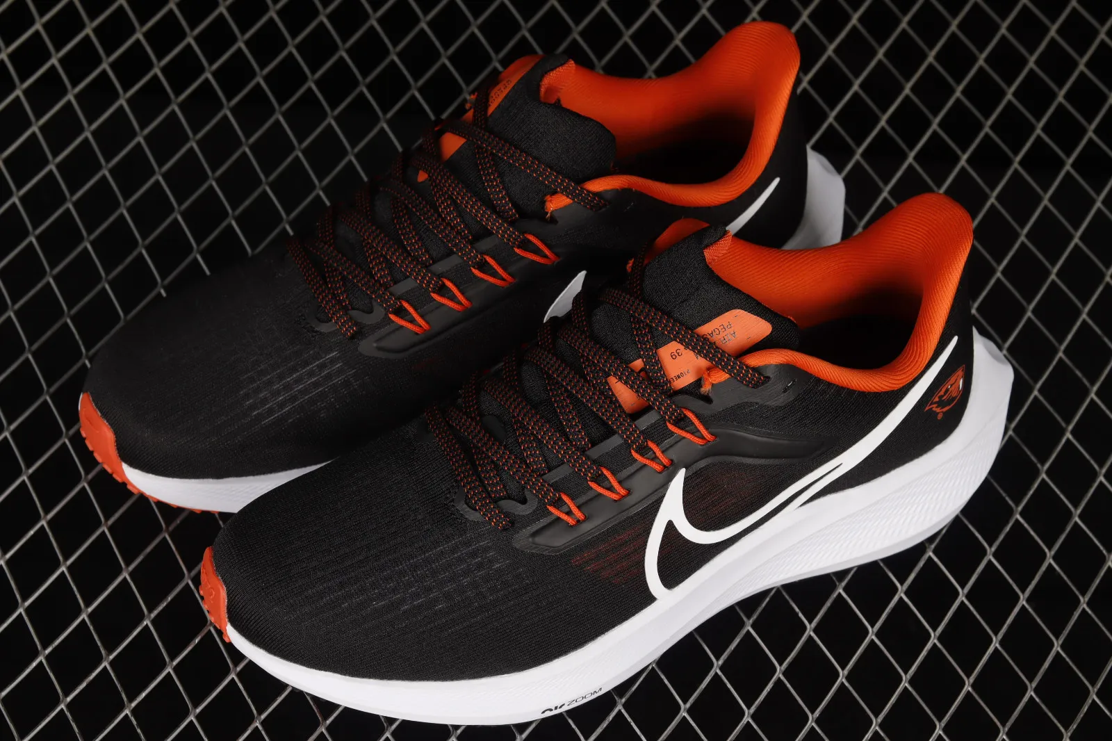 Nike Air Zoom Pegasus 39 White Black Orange DR1971-001