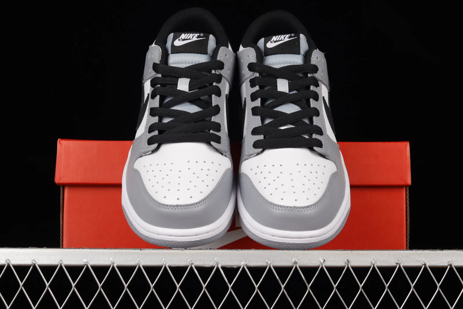 Nike SB Dunk Low SE Smoke Grey Black White 316272-092