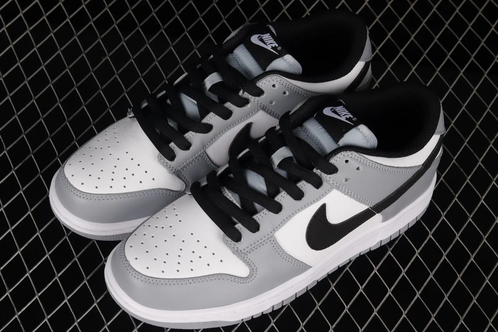 Nike SB Dunk Low SE Smoke Grey Black White 316272-092