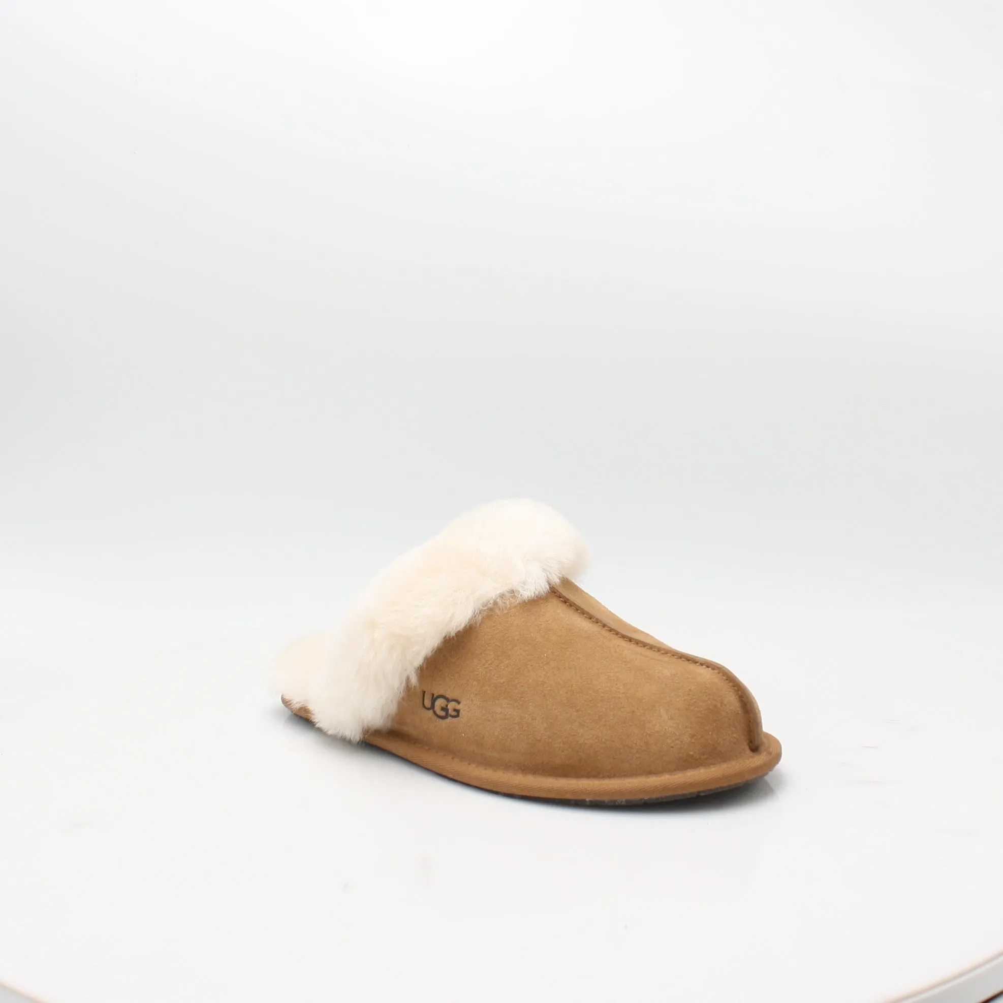 UGG women's cozy slip-on slippers - SCUFFETTE II.