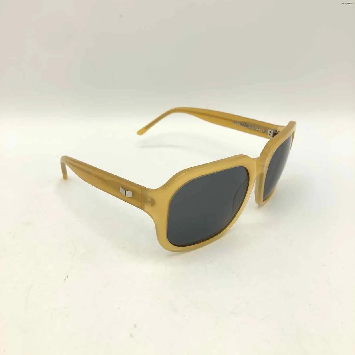 VESTAL Tan Sunglasses w/case