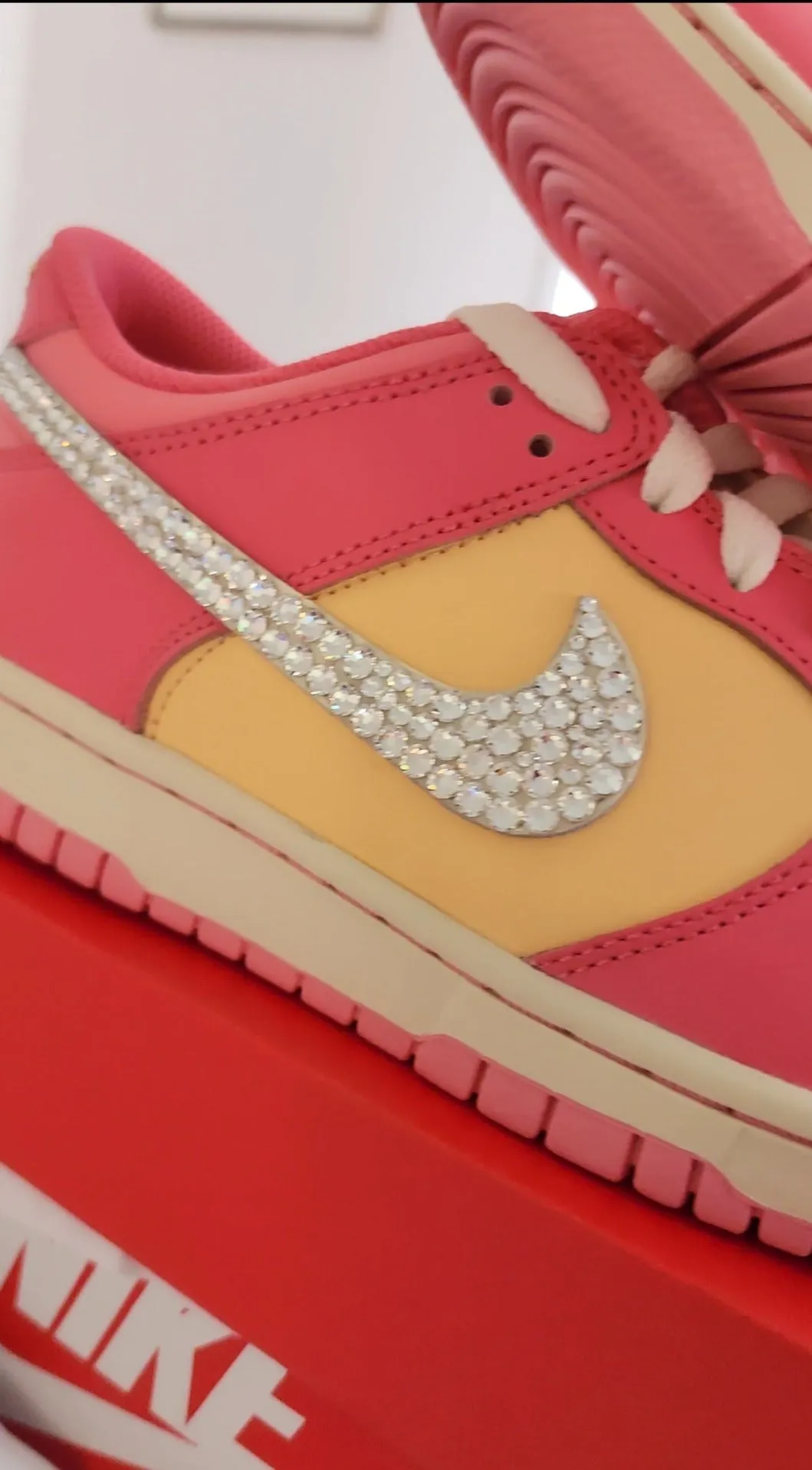 Warehouse SALE - Kids Grade School Dunk Low - Pink/Gold