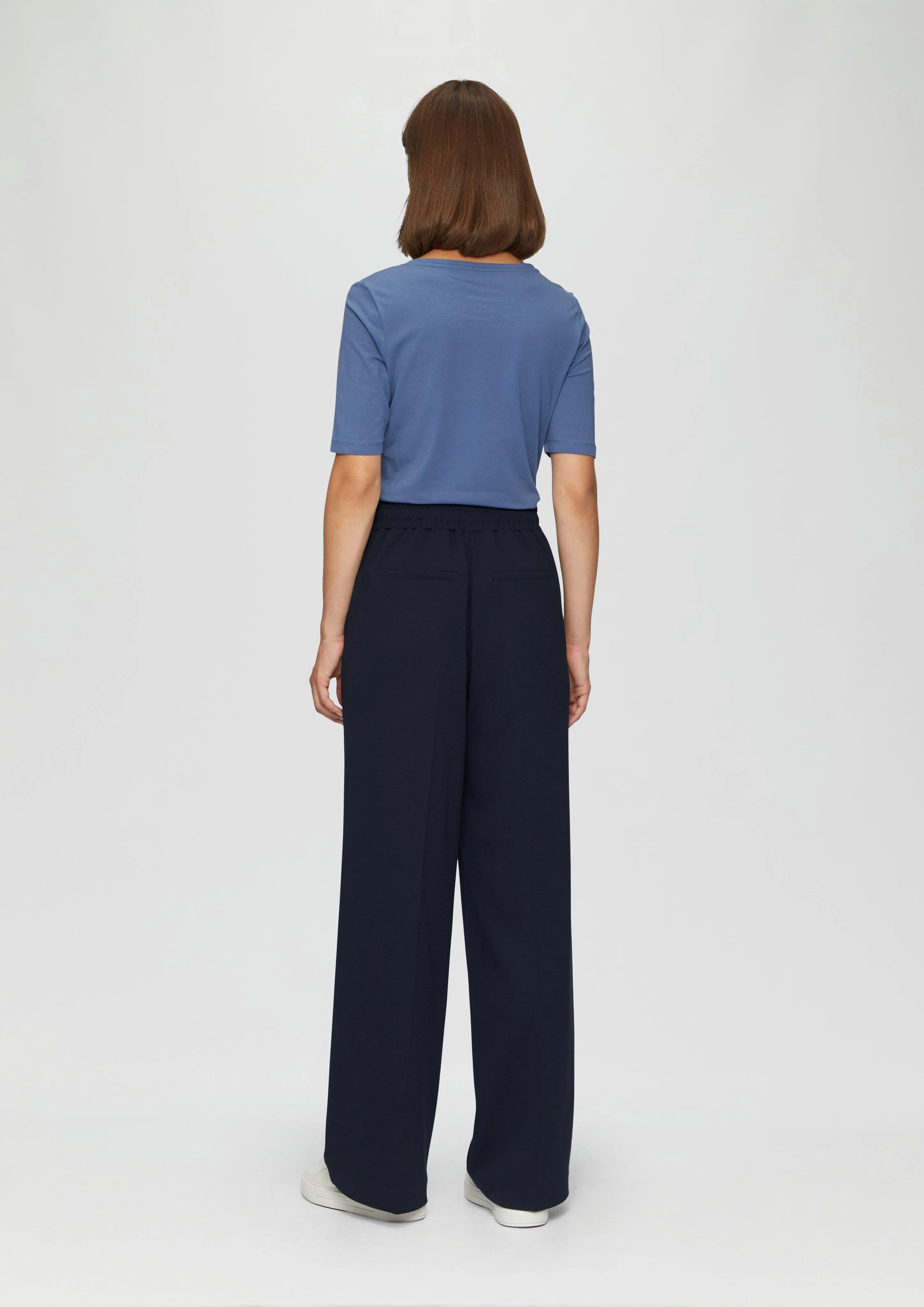 Wide-leg trousers with a dobby texture