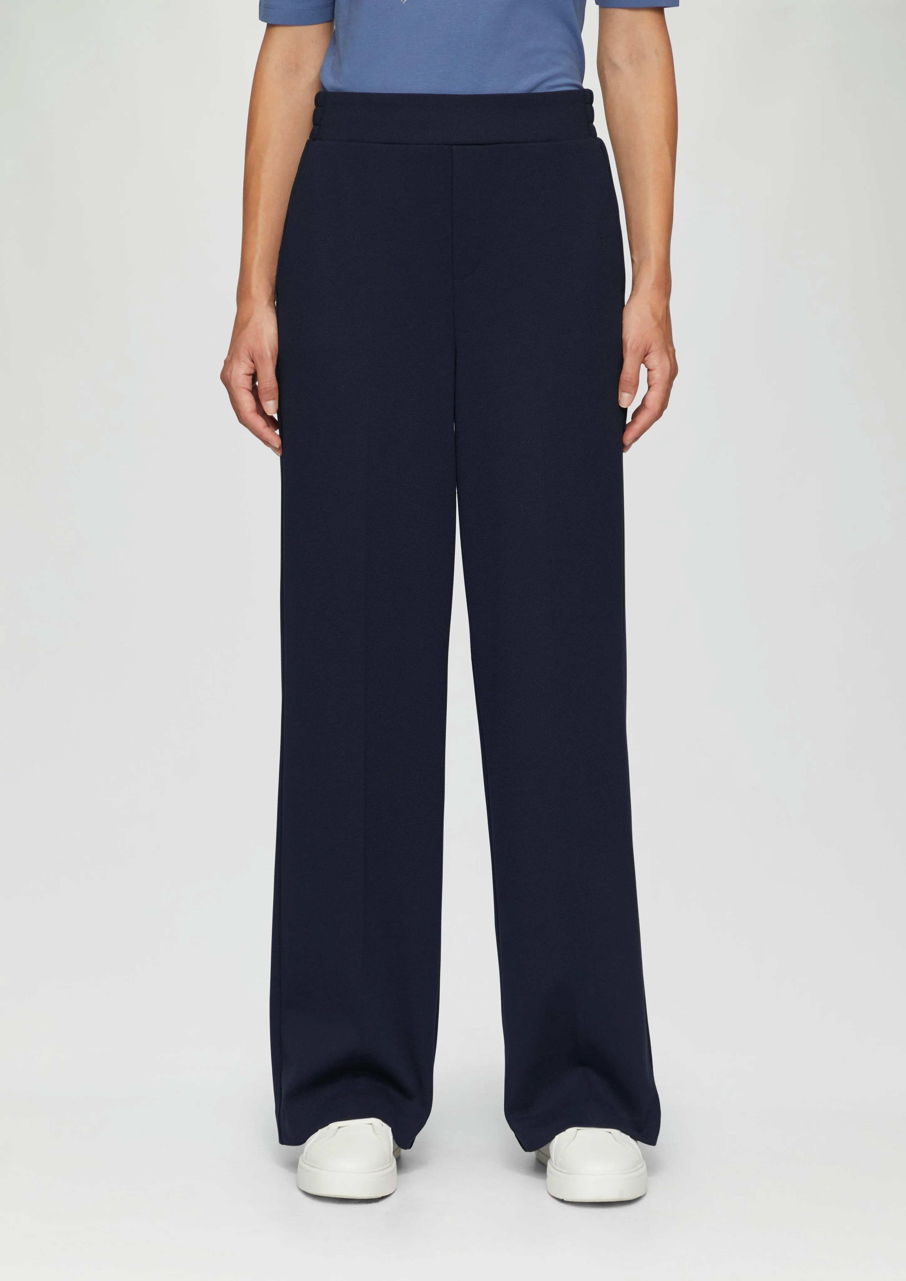 Wide-leg trousers with a dobby texture