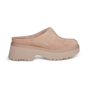 Women's UGG New Heights Clog Sand Shoes